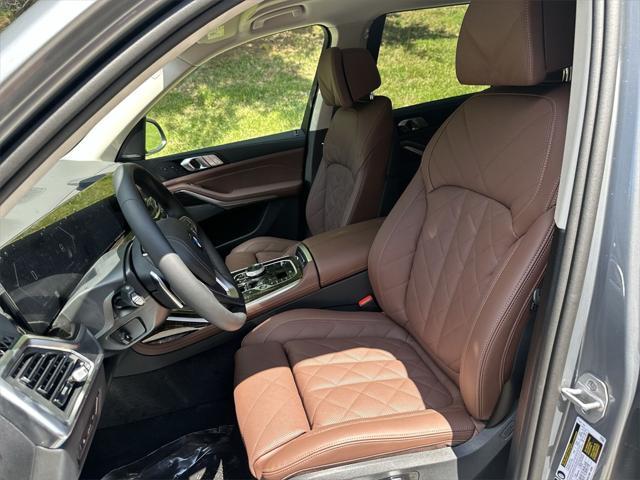 new 2026 BMW X7 car, priced at $94,365