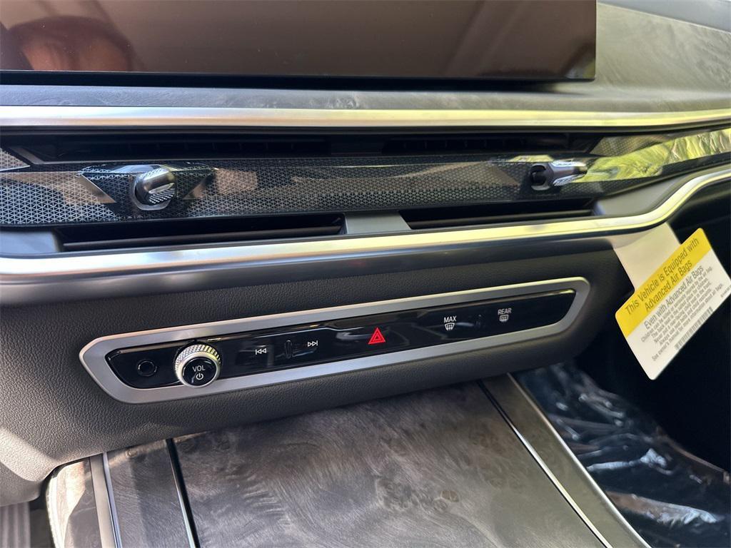 new 2026 BMW X7 car, priced at $95,035