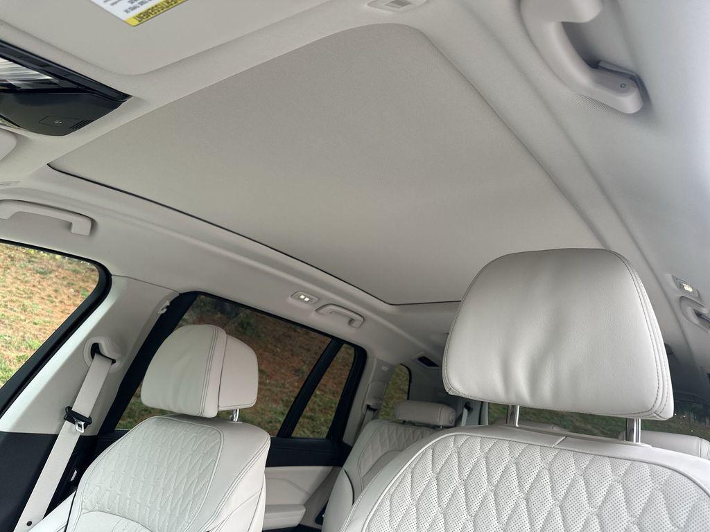 new 2026 BMW X7 car, priced at $96,985