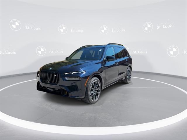 new 2025 BMW X7 car, priced at $118,900