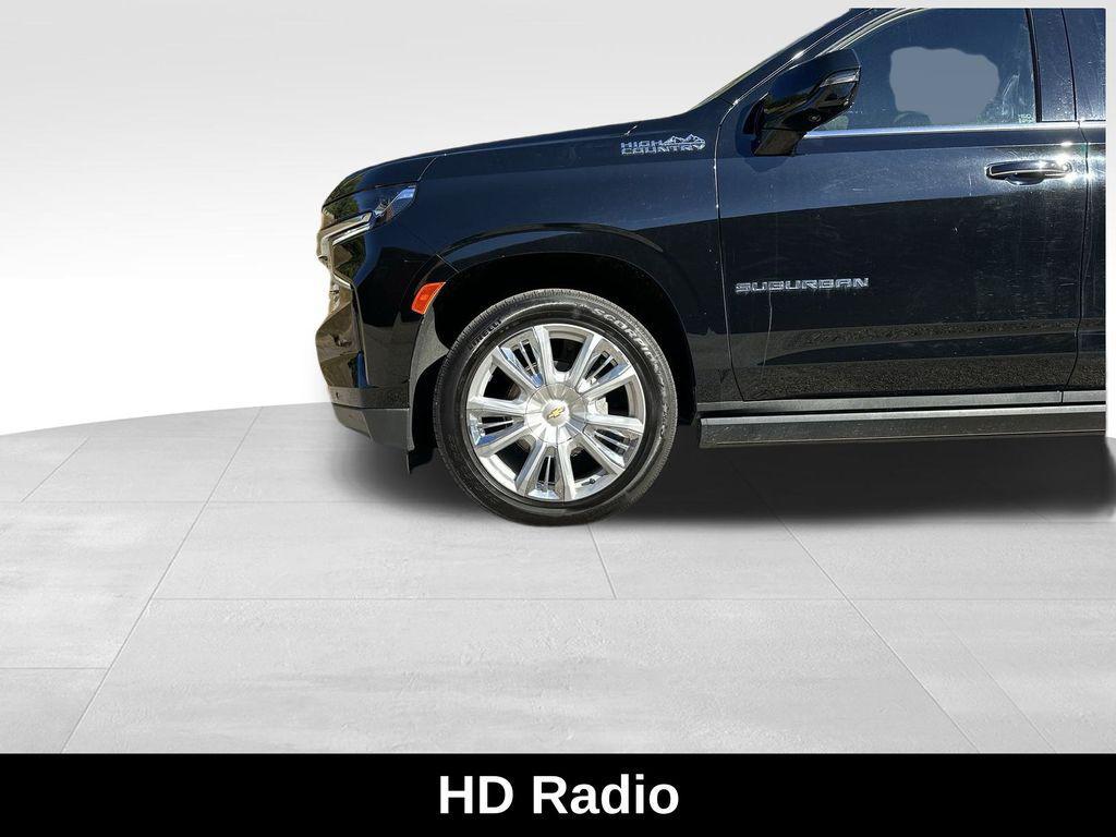 used 2021 Chevrolet Suburban car, priced at $43,874