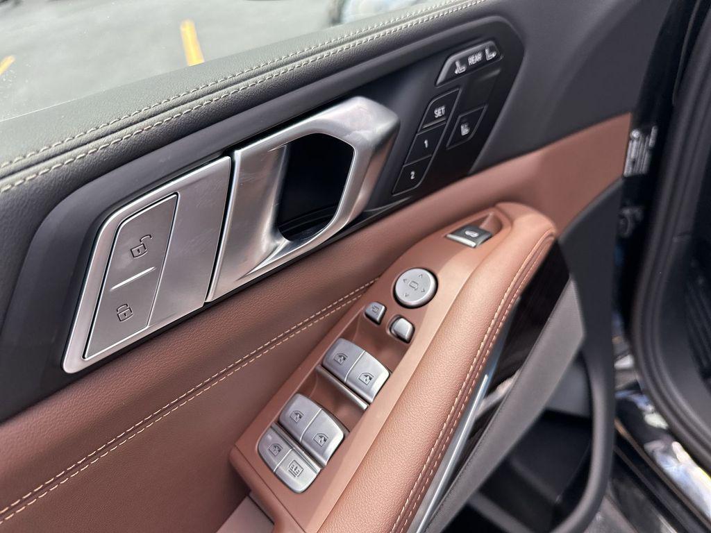 new 2026 BMW X7 car, priced at $93,335