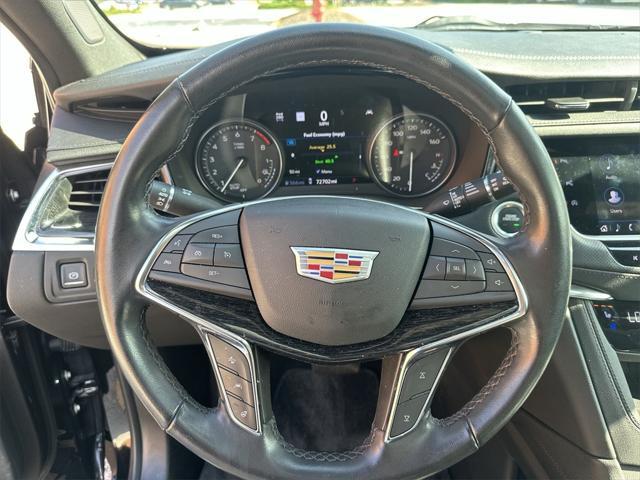 used 2021 Cadillac XT5 car, priced at $26,887