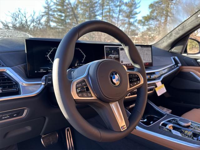 new 2025 BMW X7 car, priced at $98,200