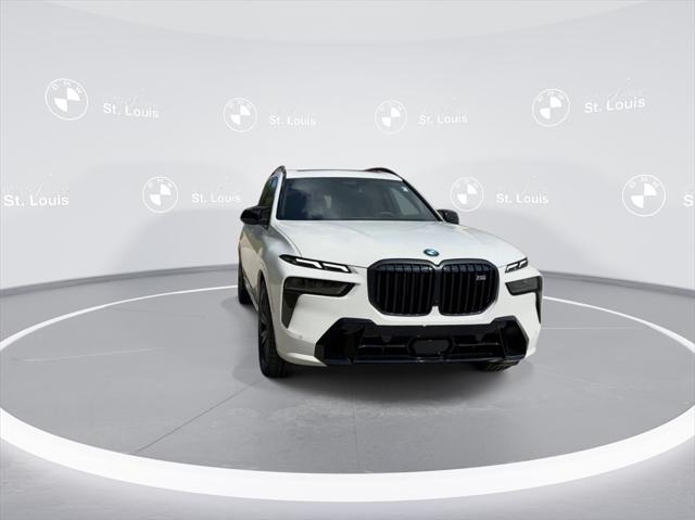 new 2025 BMW X7 car, priced at $119,200