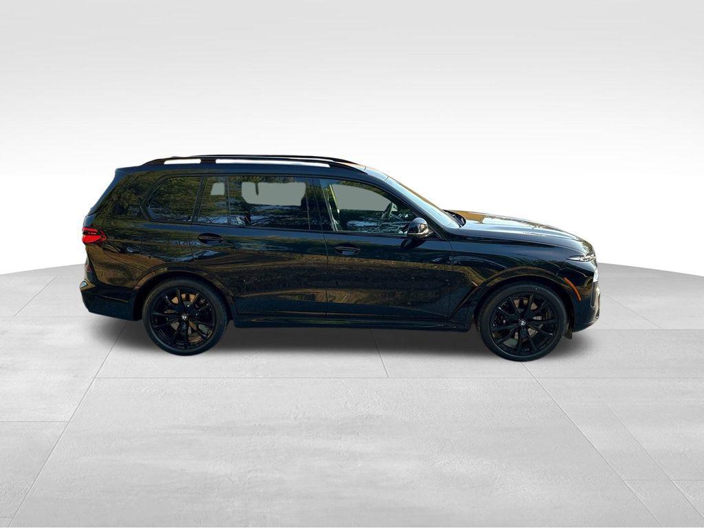new 2026 BMW X7 car, priced at $125,615