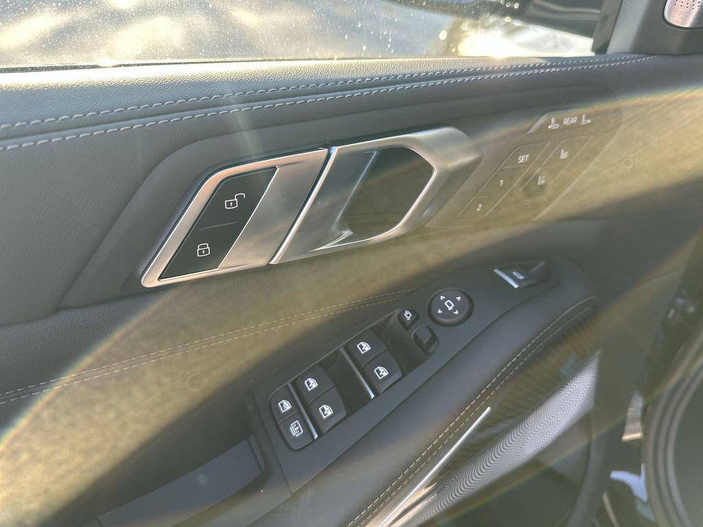 new 2026 BMW X7 car, priced at $125,615