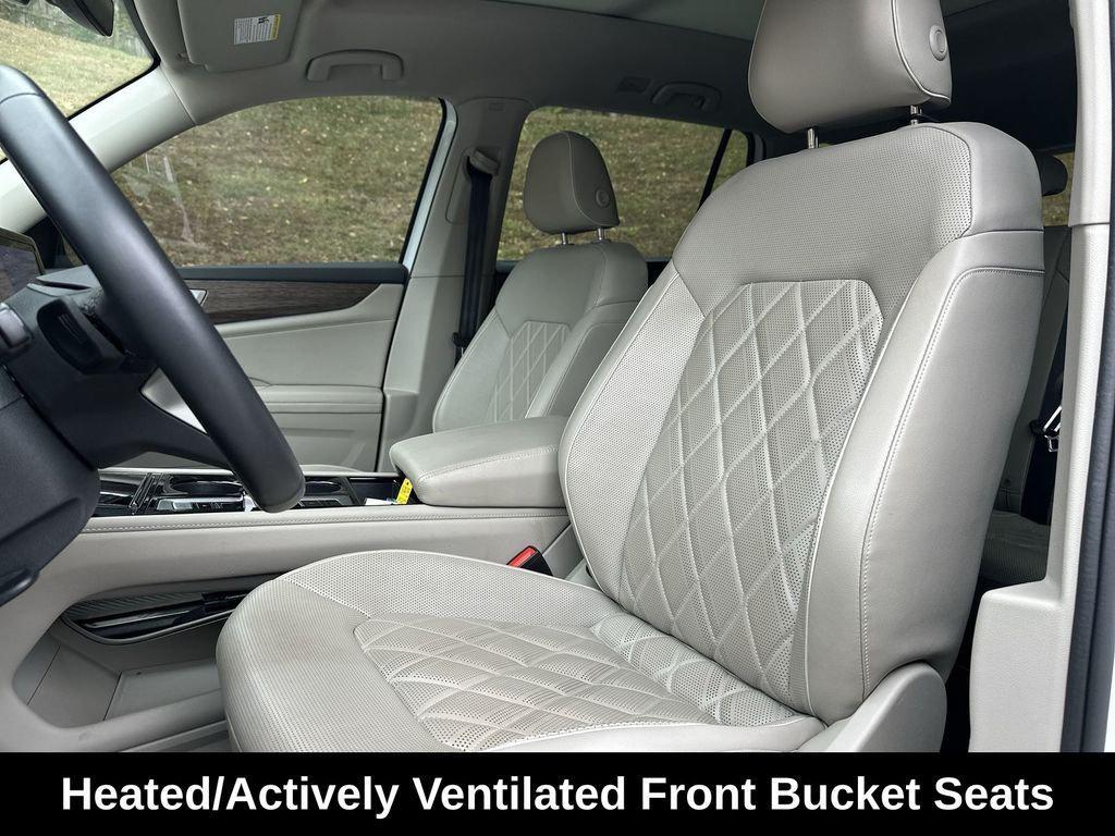 used 2024 Volkswagen Atlas car, priced at $35,855