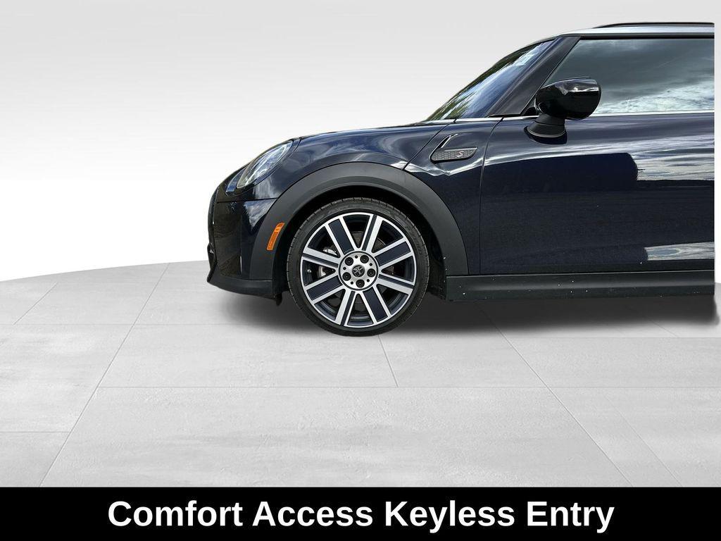 used 2024 MINI Hardtop car, priced at $24,959