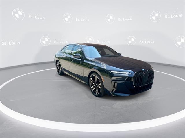 new 2025 BMW 760 car, priced at $137,170