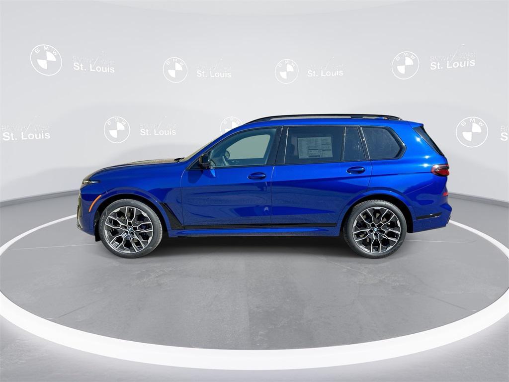 new 2026 BMW X7 car, priced at $125,380