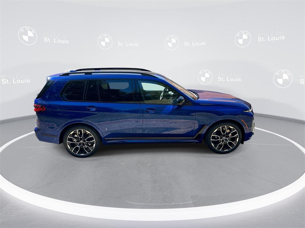 new 2026 BMW X7 car, priced at $125,380