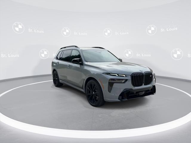 new 2025 BMW X7 car, priced at $122,600