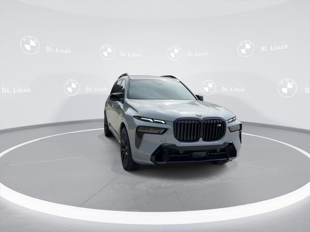 new 2025 BMW X7 car, priced at $122,600