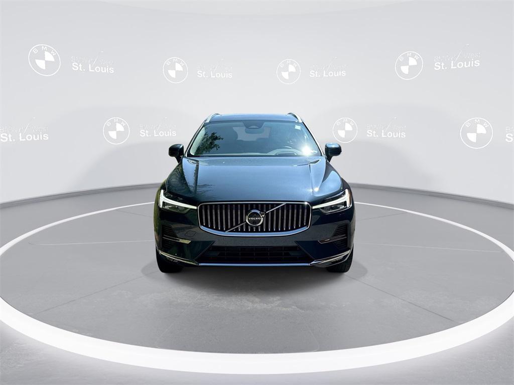 used 2022 Volvo XC60 car, priced at $35,959