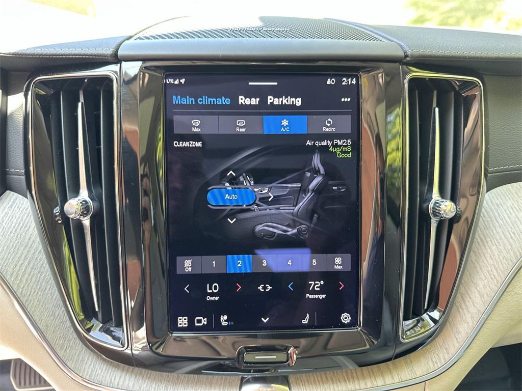 used 2022 Volvo XC60 car, priced at $35,959