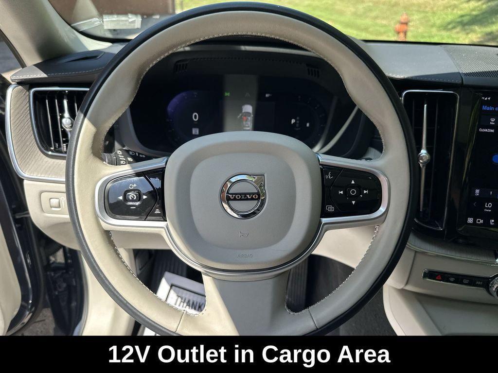 used 2022 Volvo XC60 car, priced at $32,885