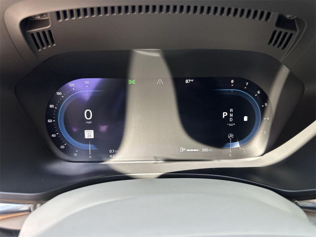 used 2022 Volvo XC60 car, priced at $35,959