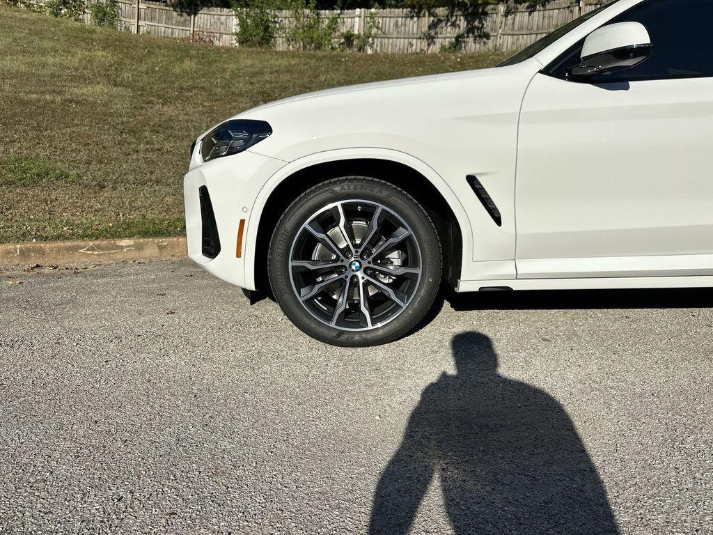new 2025 BMW X4 car, priced at $63,985