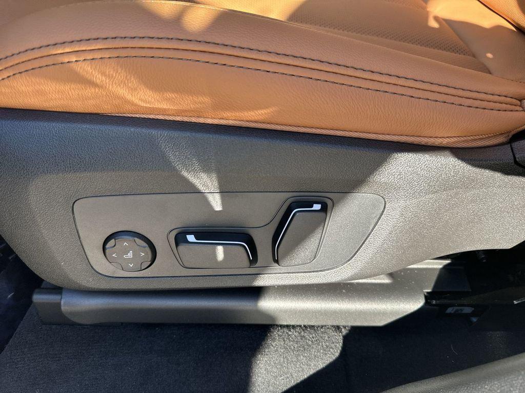 new 2025 BMW X4 car, priced at $63,985
