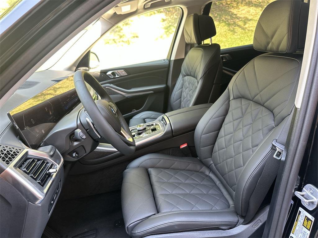 new 2026 BMW X7 car, priced at $92,915