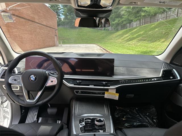 new 2026 BMW X7 car, priced at $93,765