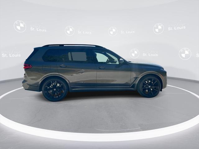 new 2025 BMW X7 car, priced at $98,050