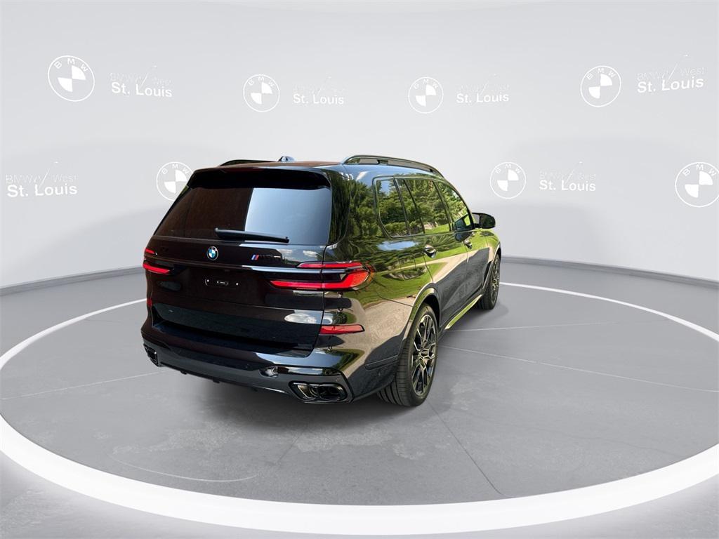 new 2026 BMW X7 car, priced at $126,005