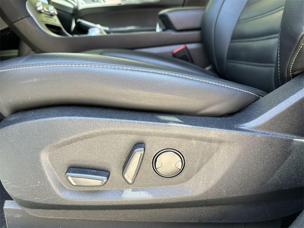 used 2021 Ford Edge car, priced at $23,890