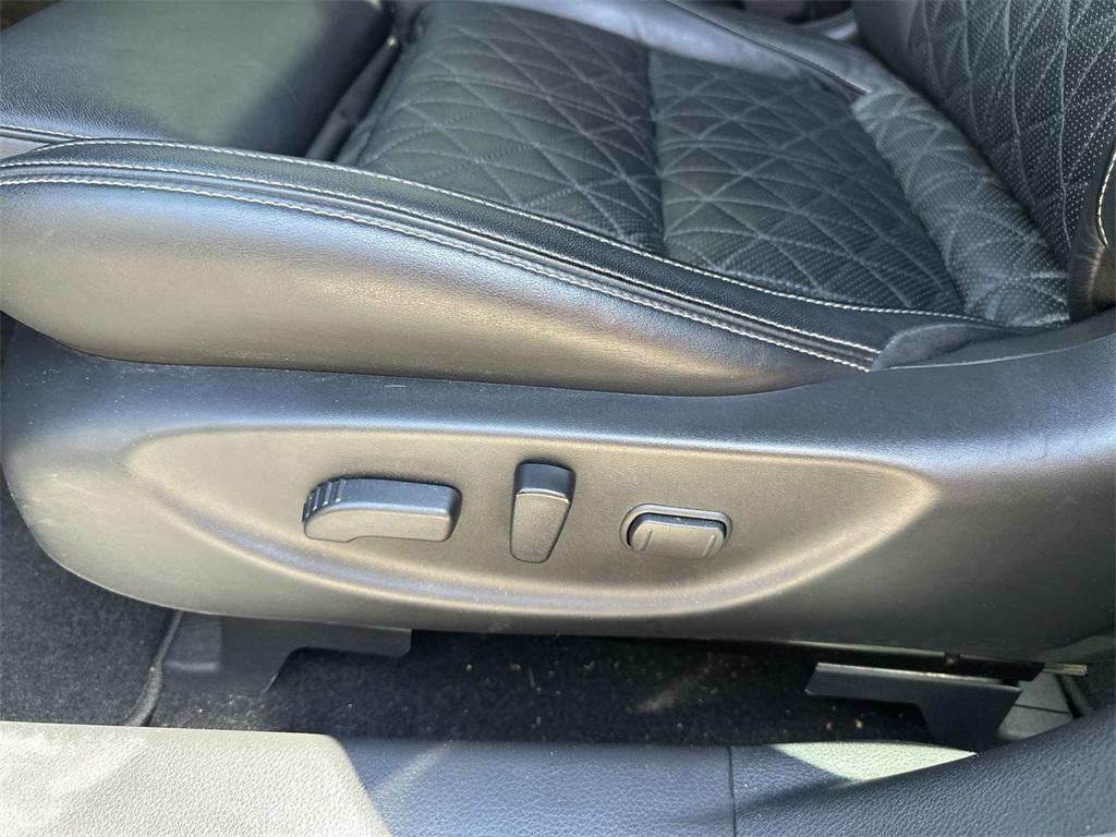 used 2016 Nissan Maxima car, priced at $17,455