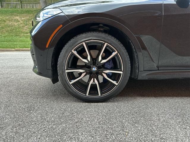 used 2022 BMW X7 car, priced at $49,989