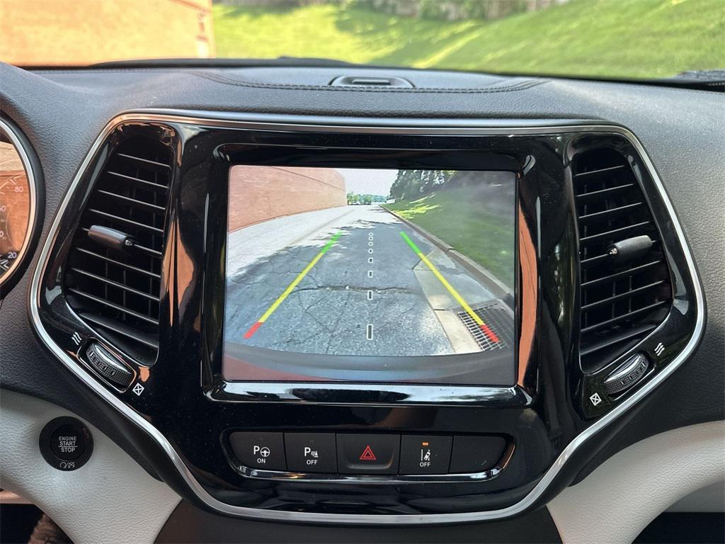 used 2021 Jeep Cherokee car, priced at $22,545