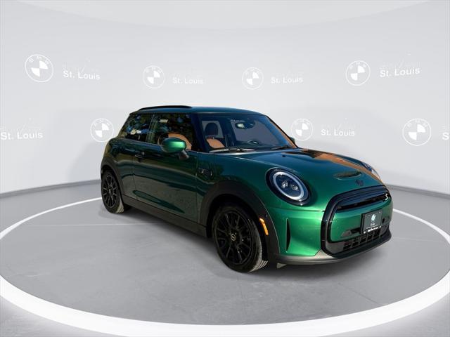 used 2023 MINI Hardtop car, priced at $22,995