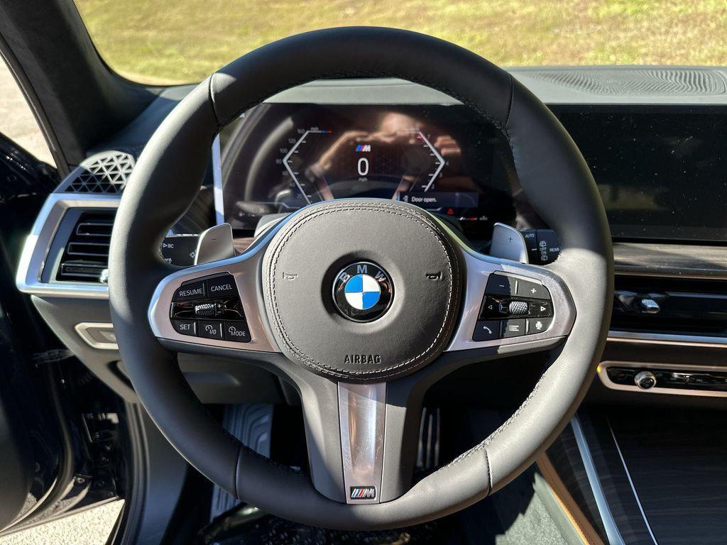 new 2026 BMW X7 car, priced at $98,525