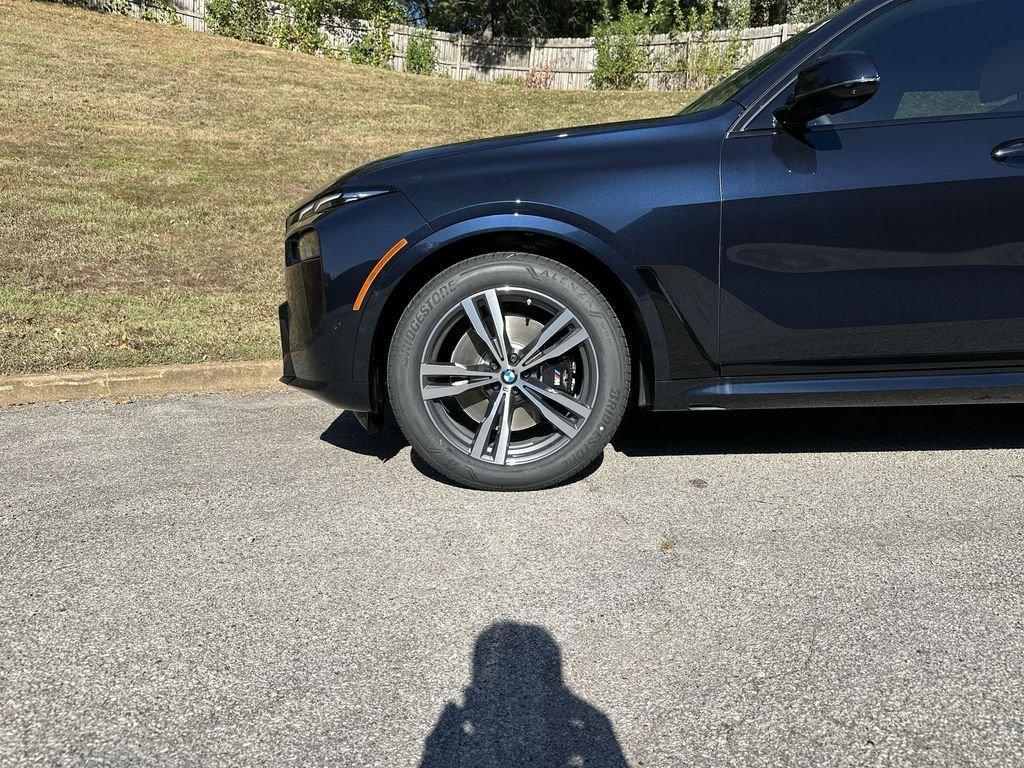 new 2026 BMW X7 car, priced at $98,525