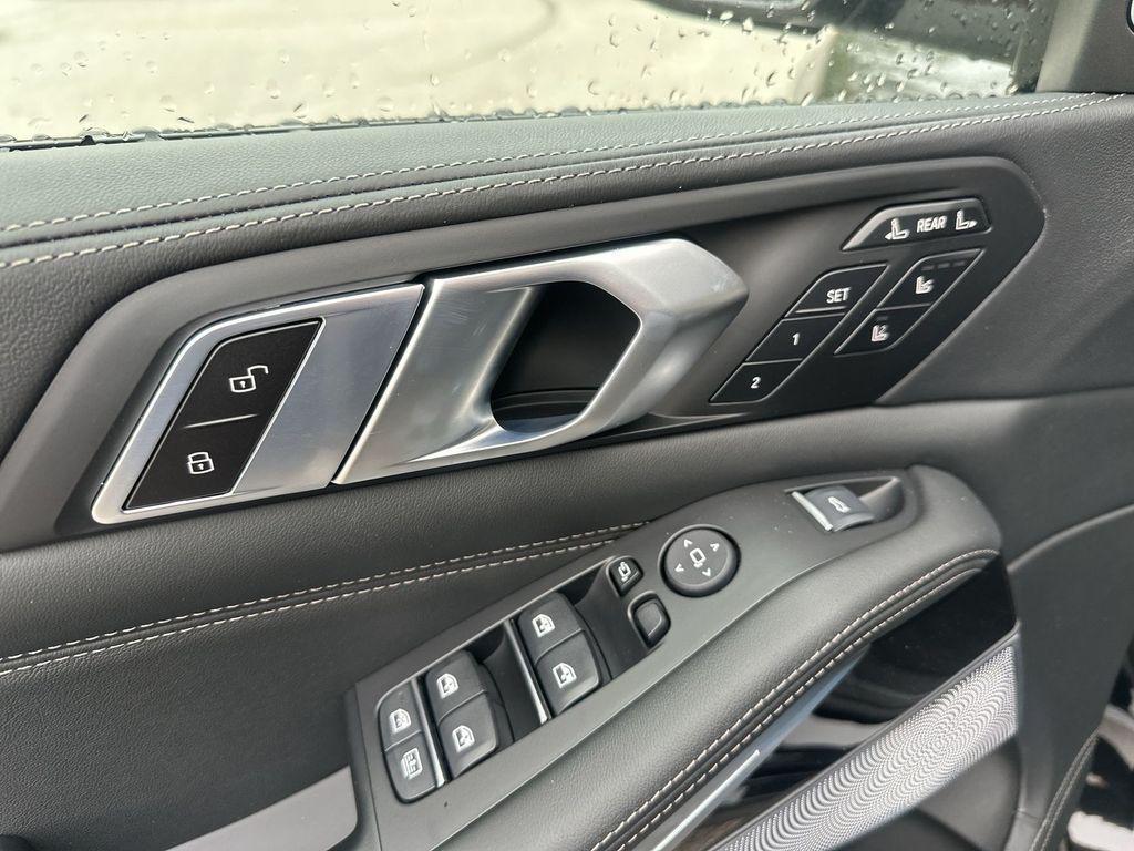 new 2026 BMW ALPINA XB7 car, priced at $162,925