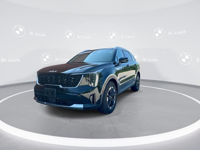 used 2025 Kia Sorento car, priced at $32,885