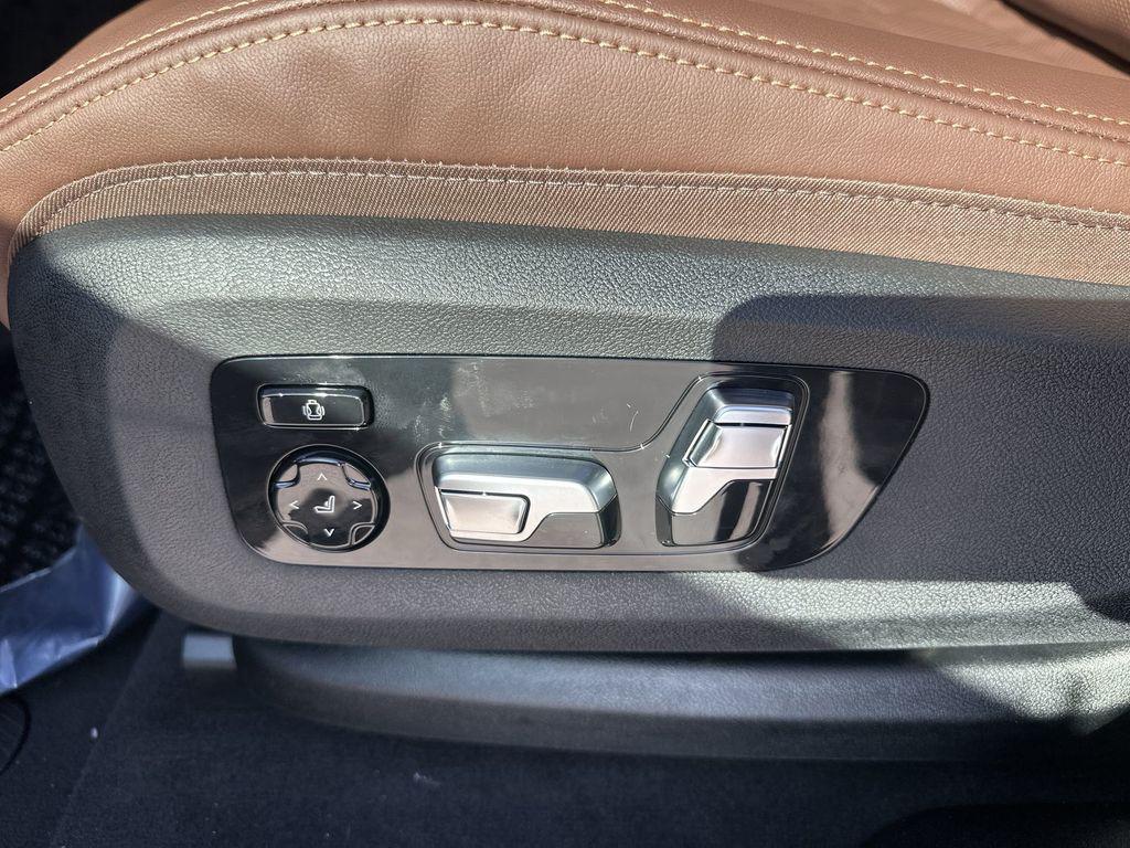 new 2026 BMW X6 car, priced at $111,675