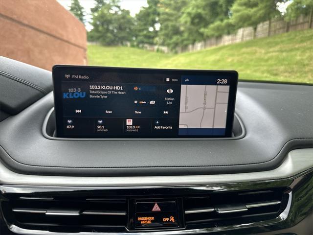 used 2022 Acura MDX car, priced at $37,895