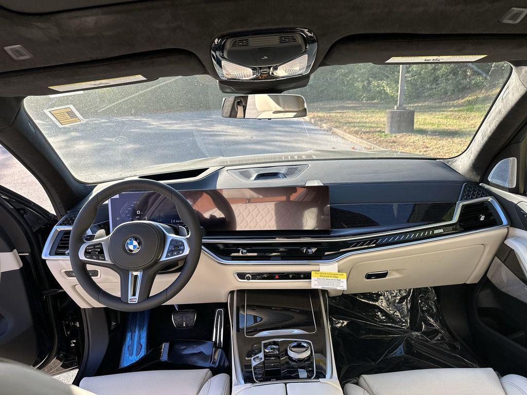 new 2026 BMW X7 car, priced at $124,975