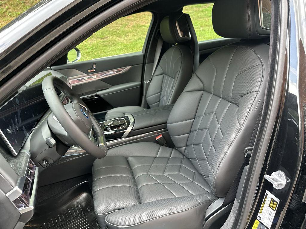 new 2025 BMW i7 car, priced at $130,175