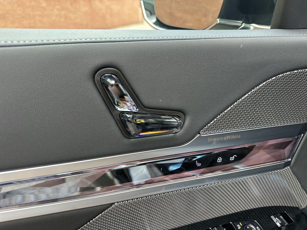 new 2025 BMW i7 car, priced at $130,175