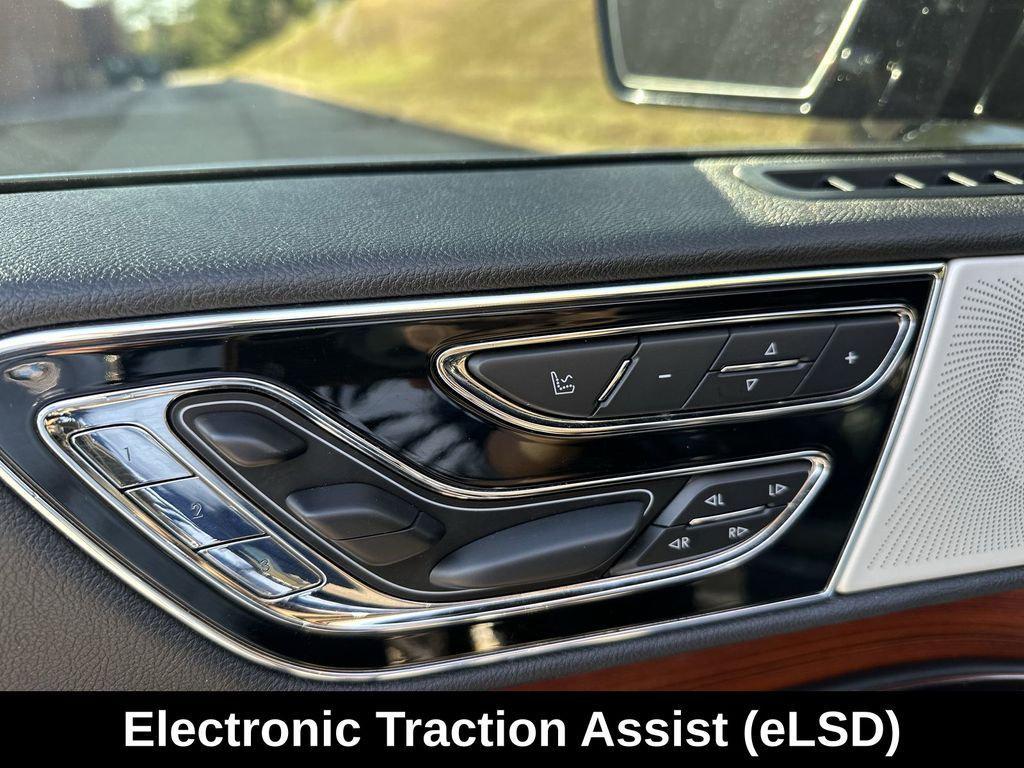 used 2018 Lincoln Navigator car, priced at $29,595