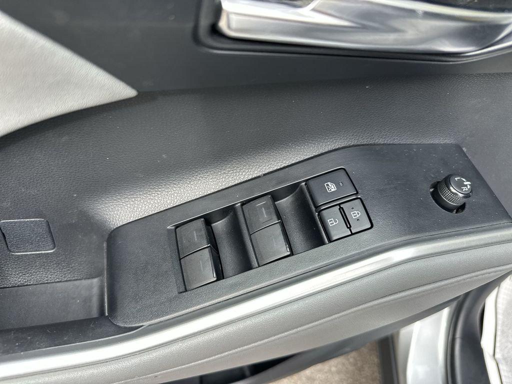 used 2021 Toyota Highlander car, priced at $33,855