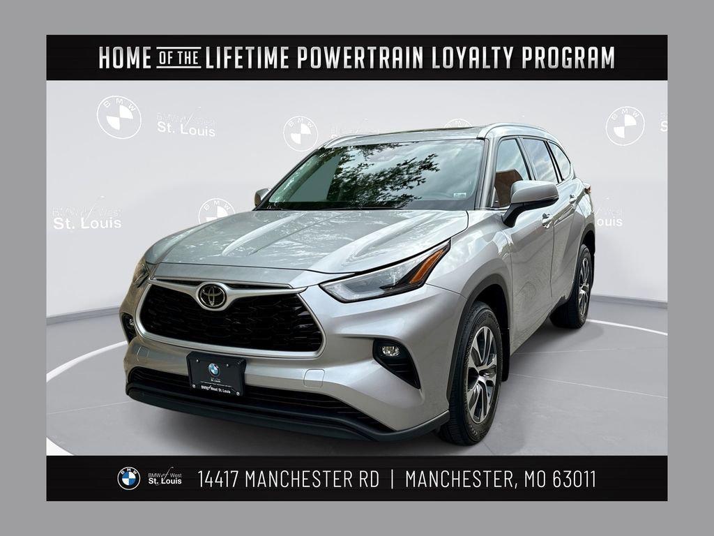 used 2021 Toyota Highlander car, priced at $33,855