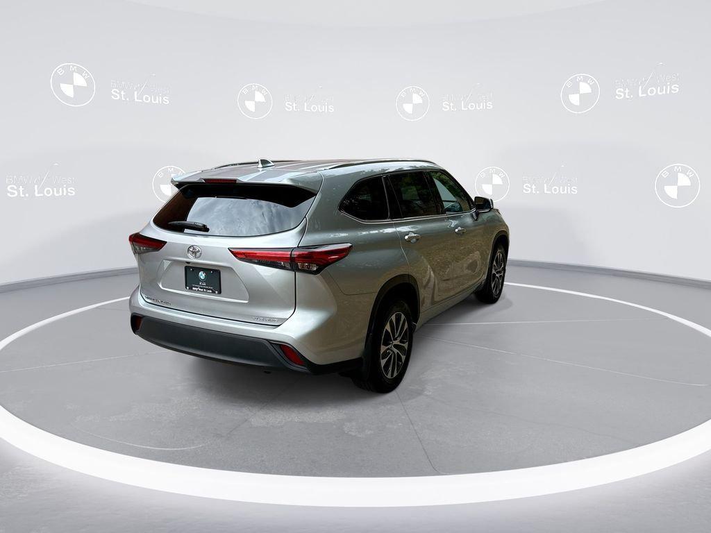 used 2021 Toyota Highlander car, priced at $33,855