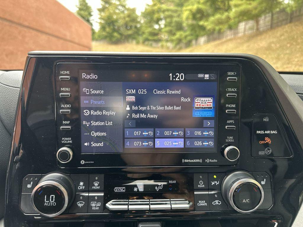 used 2021 Toyota Highlander car, priced at $33,855