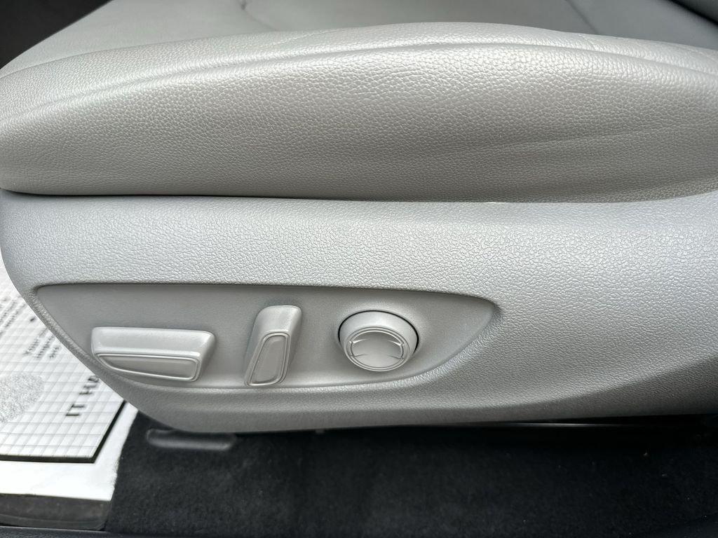 used 2021 Toyota Highlander car, priced at $33,855