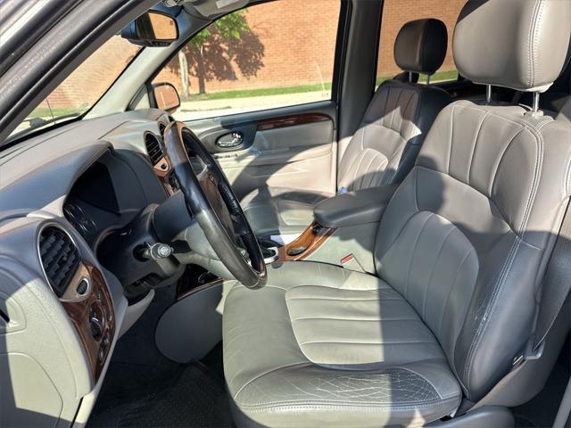 used 2003 GMC Envoy car, priced at $6,959
