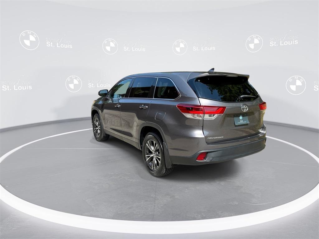 used 2019 Toyota Highlander car, priced at $24,225